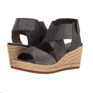 Eileen Fisher Willow Sandals
